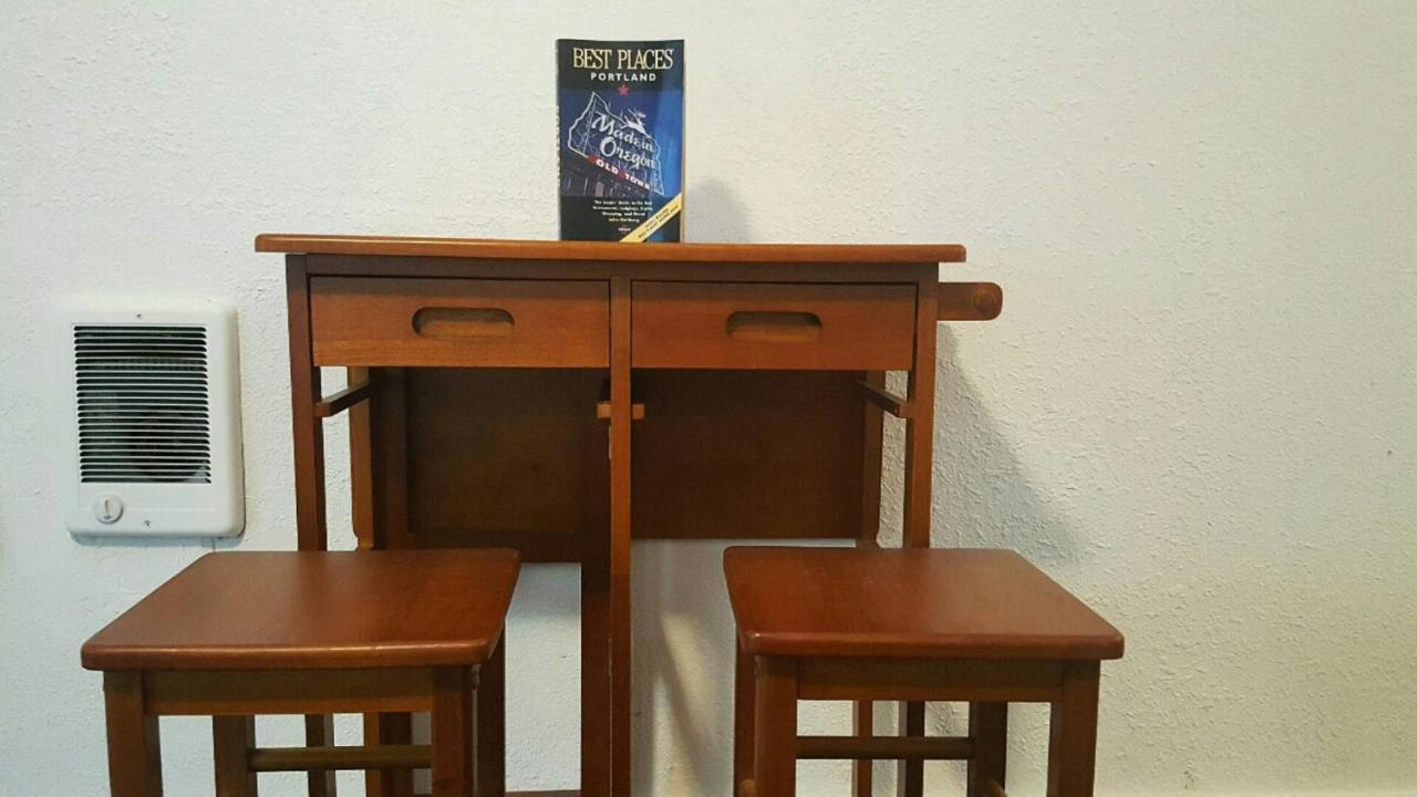 Mount Hood Village Motel Room With Kitchenette At Base Of Mt Hood מראה חיצוני תמונה